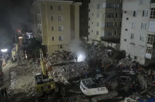 İstanbul'da acı bekleyiş sona erdi! Enkazdan 5 ölüm çıktı