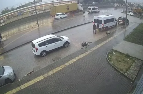 Bursa'da Kaygan Yolda Korku Dolu Saniyeler!