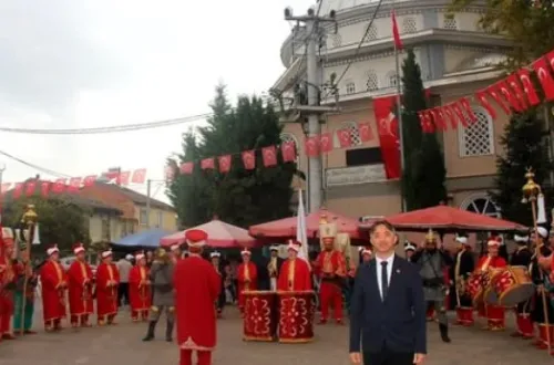 İnegöl'de 182 Kişi Hastanelik Olmuştu! Muhtar Sessizliğini Bozdu