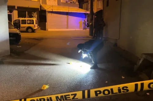 Gece yarısı ortalık karıştı! İki grup arasında silahlı kavga