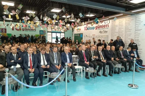 10. İnegöl Kitap Fuarı Kapılarını Açtı! 10 Gün Boyunca Sürecek