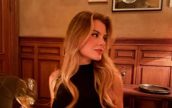 Barış Alper Yılmaz Sevgilisi Simge Esin Kimdir?