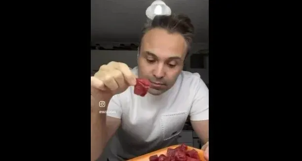 1 adet kırmızı et 10 TL! 1 adet kırmızı et 10 TL!