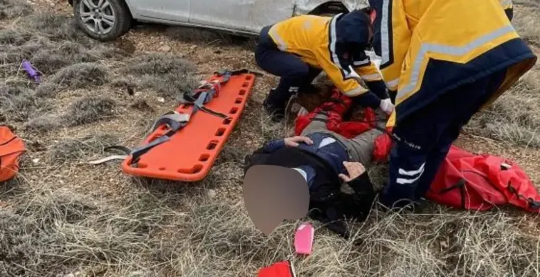 Eşini bıçakladı kaçmaya çalışırken hayatını kaybetti!