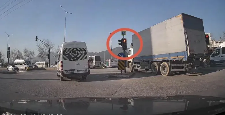 Kural Tanımayan Sürücüler Kamerada!