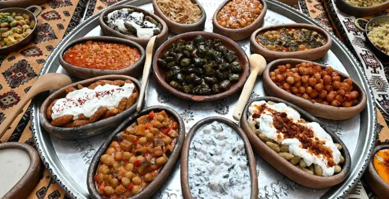 Turistler bu Türk lezzetini tatmak için akın akın sıraya giriyor