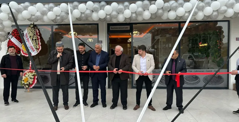 Tarihi meşhur Bursa Cantıkçısı ve Toros Dondurma artık İnegöl'de