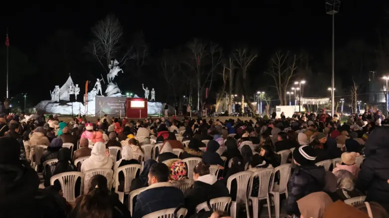 Teravihten orta oyununa... İnegöl’de Ramazan geceleri dolu dolu yaşanıyor!