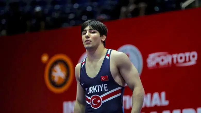 Büyükşehirin sporcusu Yağandan İspanyada bronz madalya