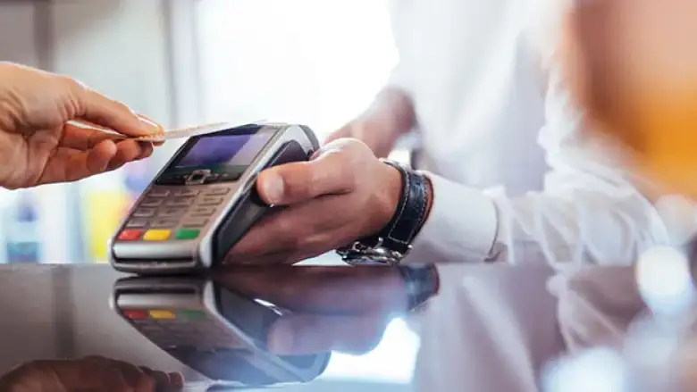 Kredi kartı işlemlerine saat kısıtlaması geliyor!