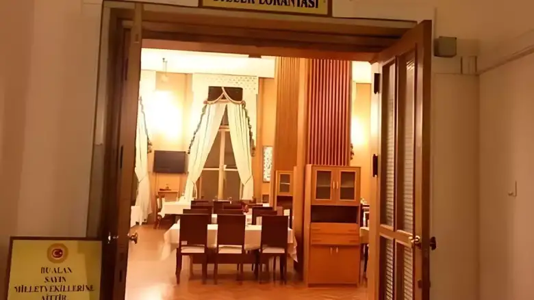 Meclis lokantasındaki fiyatlara zam! İşte zamlı tarife