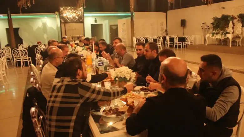 İnegöl'de Dernek Başkanı'ndan şampiyonluk yemeği