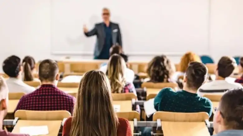 MEB’den 2 Şubat için karar: Okullarda ilk ders bayrak sevgisi