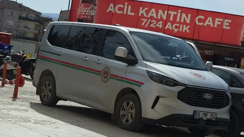 İnegöl'de aranan  firari dolandırıcı operasyonla yakalandı