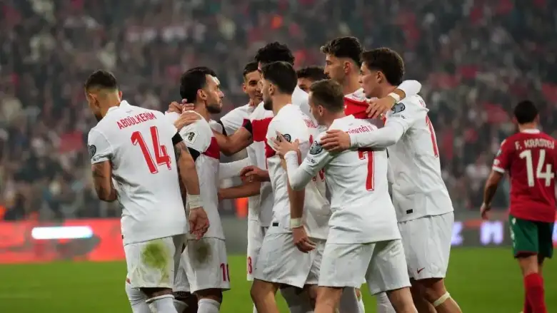 Türkiye Bulgaristan'ı 2 golle devirdi