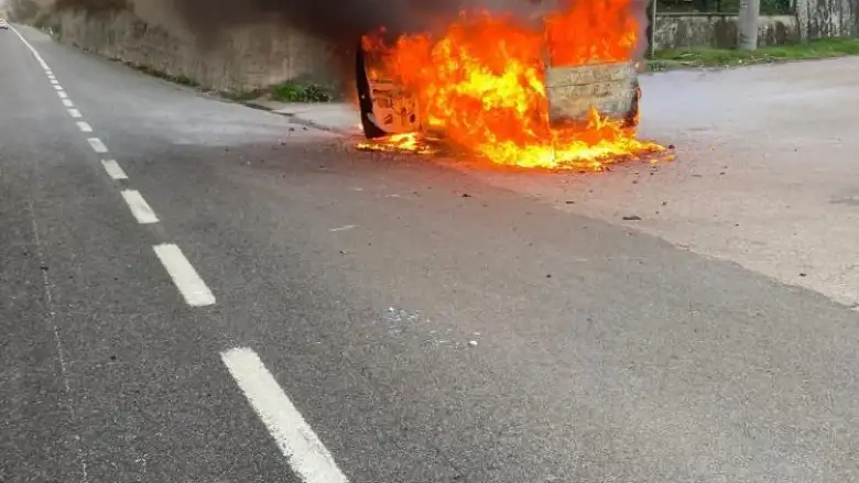 İnegöl'de otomobil alev topuna döndü