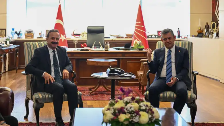 Yavuz Ağıralioğlu’ndan CHP ile istişareler için bomba açıklama