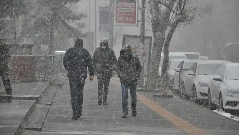 İnegöl’de mevsimin ilk kar yağışı için tarih açıklandı