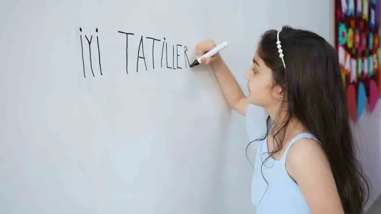 2026 yılbaşı tatili kaç gün, 2 Ocak Cuma okul açık mı