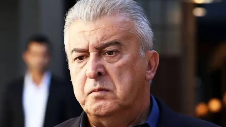 Sevdiğim Sensin Esat karakteri ve Hüseyin Avni Danyal