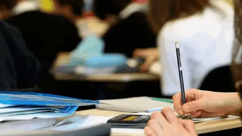 12 Haziran 2026 okullar tatil mi?