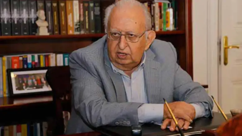 Hüsamettin Cindoruk kimdir? Siyasi hayatı ve biyografisi