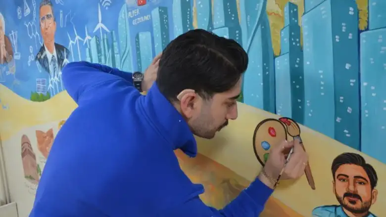 İnegöl’de engelli öğretmenden dev eser