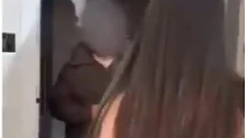 Kuryeye ahlaksız teklif! Sosyal medya ayağa kalktı