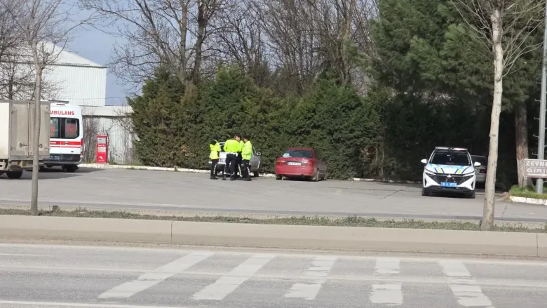 İnegöl'de korkutan kaza! 1 yaralı İnegöl'de korkutan kaza! 1 yaralı