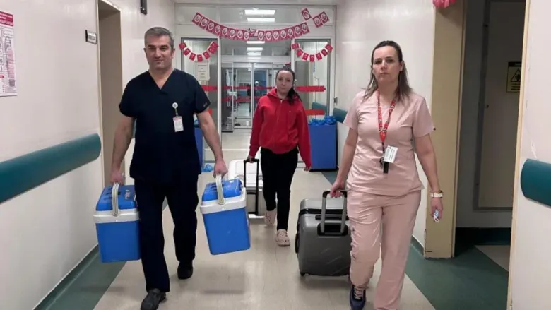 Vefat eden doktor ölümünde bile hastalara can oldu