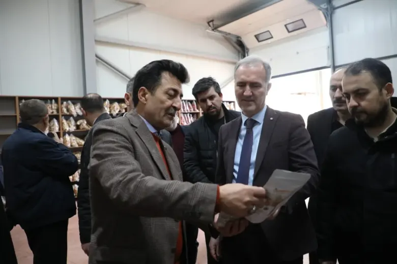 İnegöl meyve kurusu markasıyla dünya pazarına açılıyor