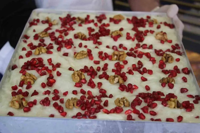 Orijinal Güllaç Tarifi Ramazan Sofralarında İlgi Görüyor