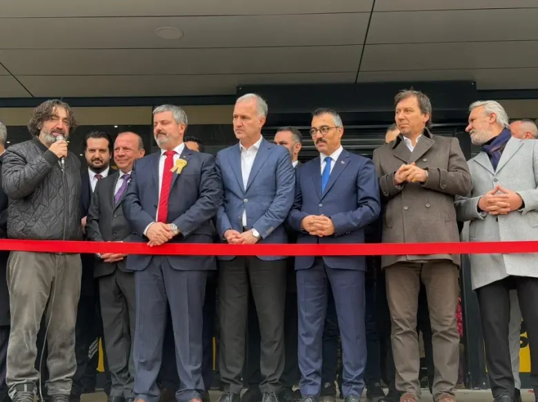 İnegöl'e dev yatırım! Tam 200 kişi çalışıyor