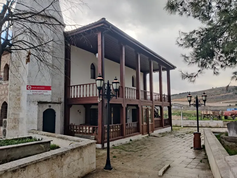 İnegöl’de tarihi camide şadırvan ve tuvalet krizi