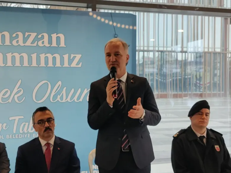 İnegöl’de ilçe protokolü arife günü bayramlaştı