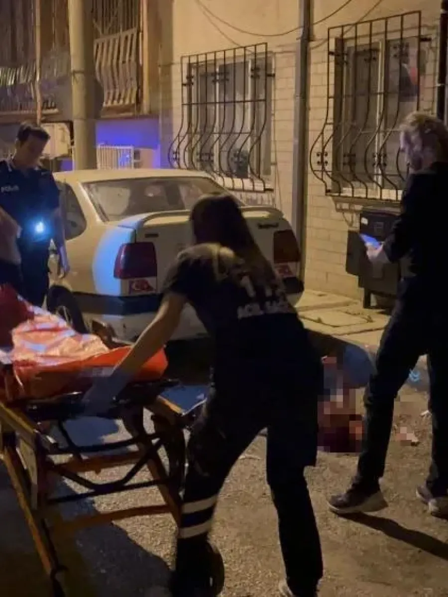 Annesini bıçaklayıp dehşet saçtı: Ağır yaralı kadın yaşam savaşını kaybetti