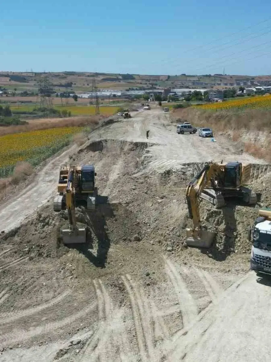 Büyükşehir, Nilüfer’de yeni yollar açıyor