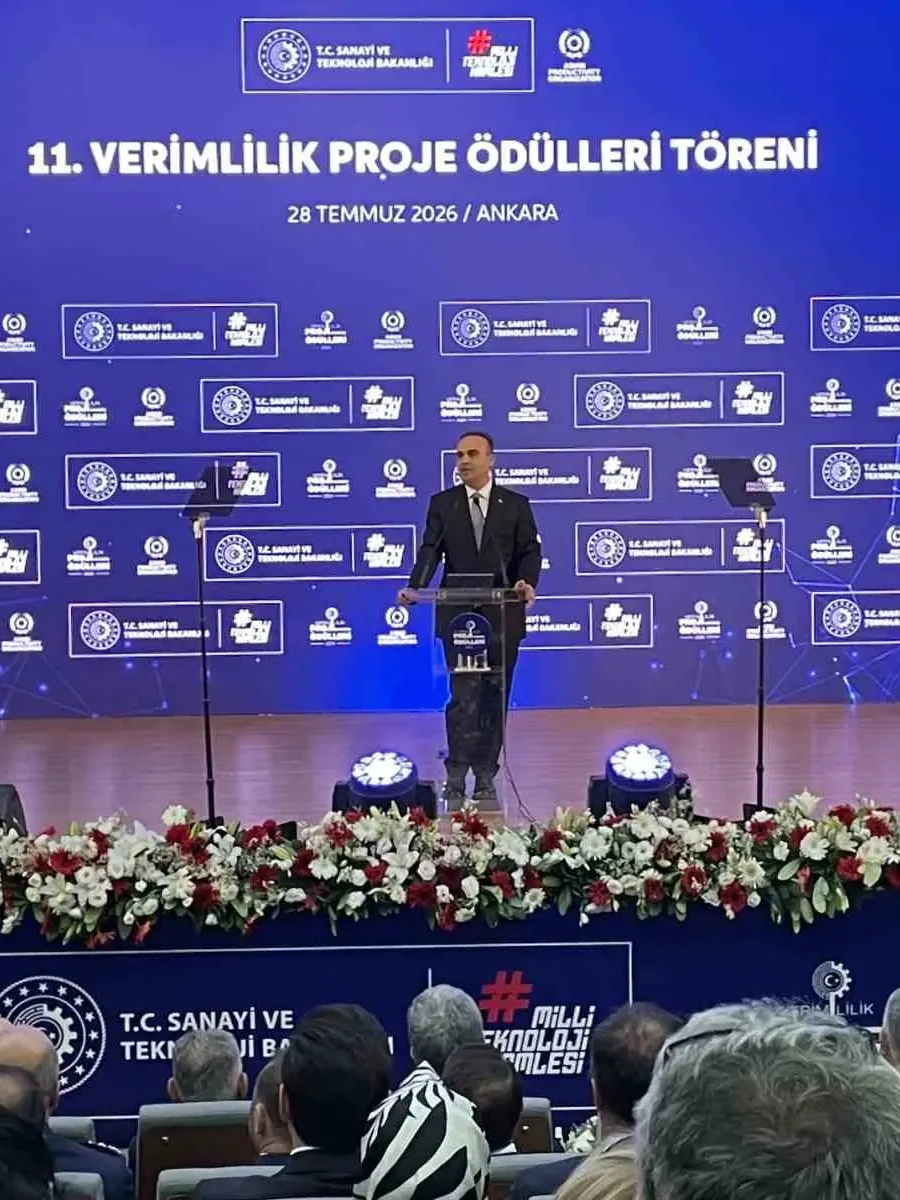 Bakan Kacır: "23 yılda imalat sanayi katma değerimizi 41 milyar dolardan 250 milyar doların üzerine çıkardık"