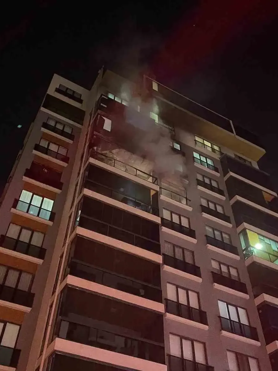 Bursa’da bina yangını: Mahsur kalan 19 kişi kurtarıldı