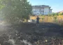 İnegöl'ün göbeğinde boş arsayı ateşe verdiler!