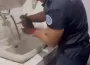 Kedidir ne yapsa yeridir: Boruya girdi, mahalle seferber oldu!