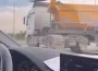Kamyon sürücüsü trafik ekiplerini alarma geçirdi