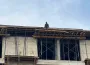 Bolu’da yurt inşaatında maaş isyanı: İşçiler çatıya çıktı