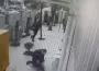 Polisin silahını alıp intihar etti!