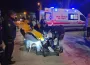 Yolda hareketsiz yatan genç ekipleri alarma geçirdi
