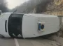 Bursa-Ankara karayolunda servis minibüsü devrildi: 1 yaralı