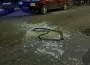 Sinir krizi geçirdi, aracını parçaladı!