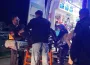 Genç kızı annesinin yanında bıçakladılar