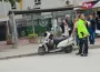 İnegöl'de otomobilin çarptığı kadın kurye yaralandı