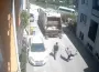 Temizlik İşçileri Topu Görünce Dayanamadı